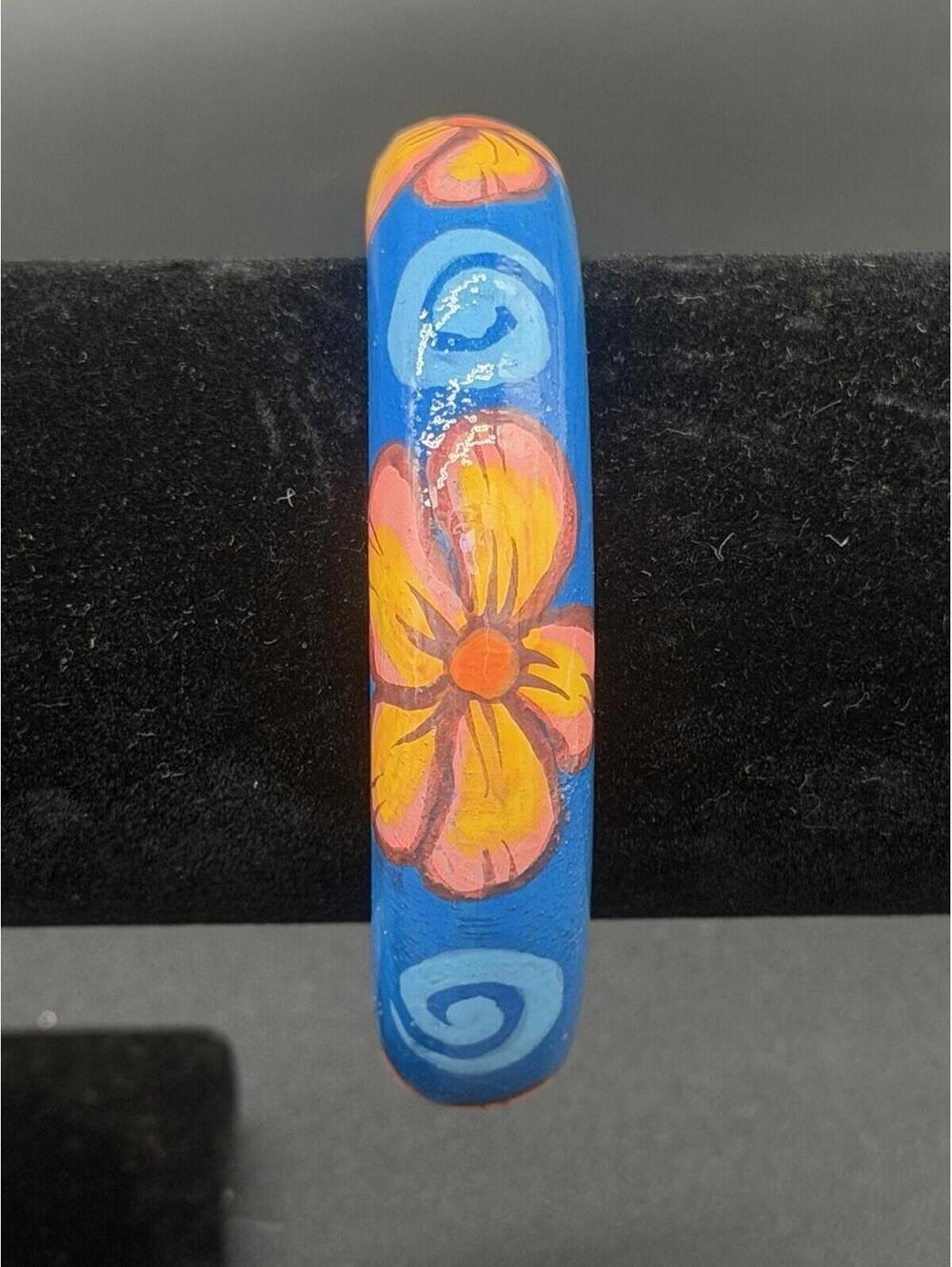 🌺 Hand Painted Blue Floral Wooden Cuff Bracelet 🌊